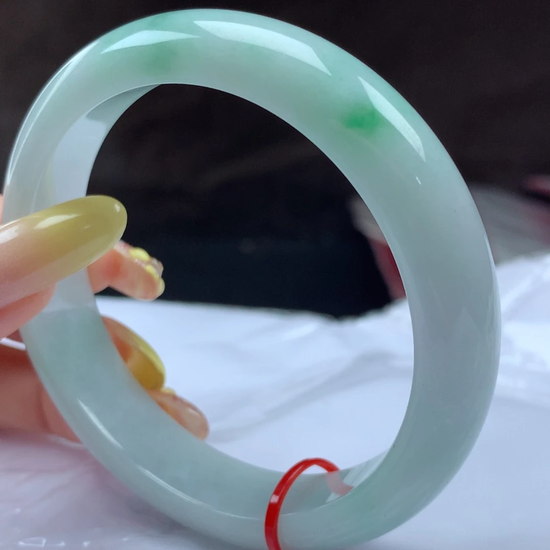 翡翠手镯未镶嵌96423，