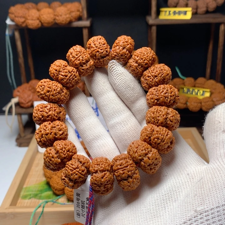 我***长吊坠金刚菩提飞碟