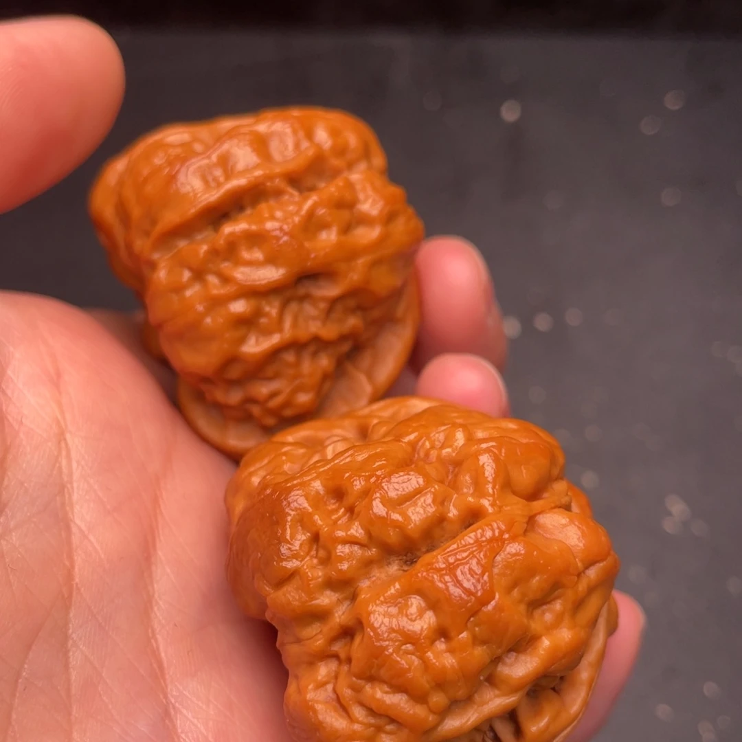 秦岭野生文玩核桃