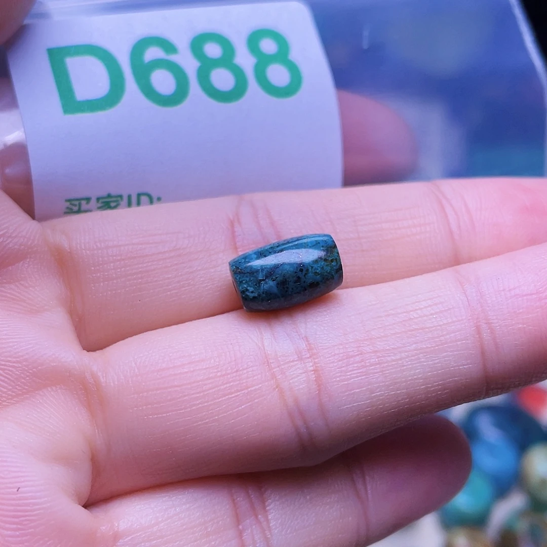 十堰原生态绿石头特色手工配饰