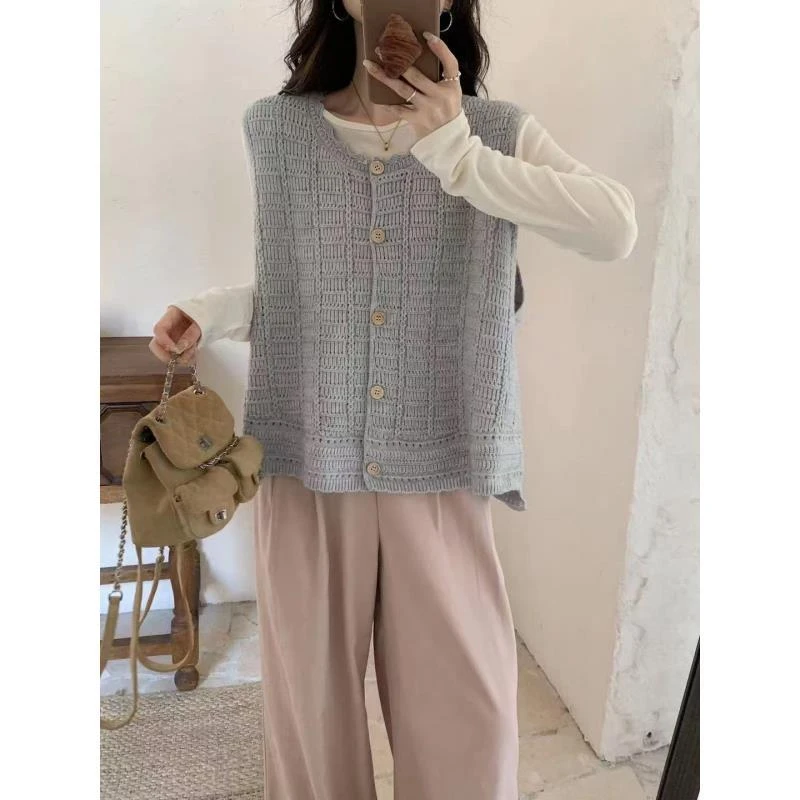 马夹马甲百搭常规款镂空上衣百搭风短款单排扣女装