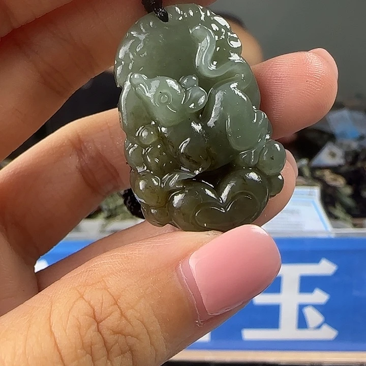 颈饰未镶嵌和田玉
