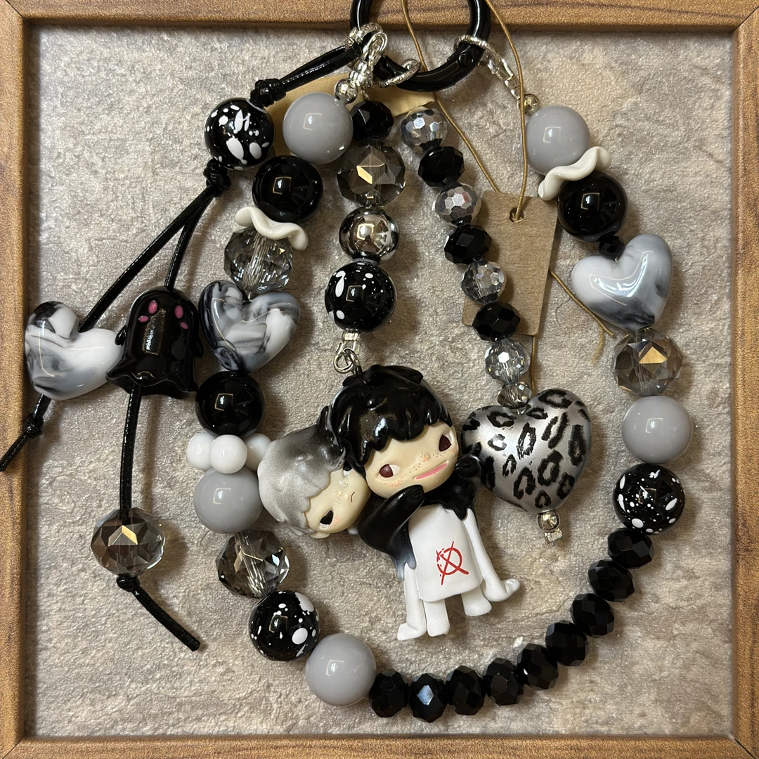 原创小众甜酷可爱高颜值串珠手机链相机链C链