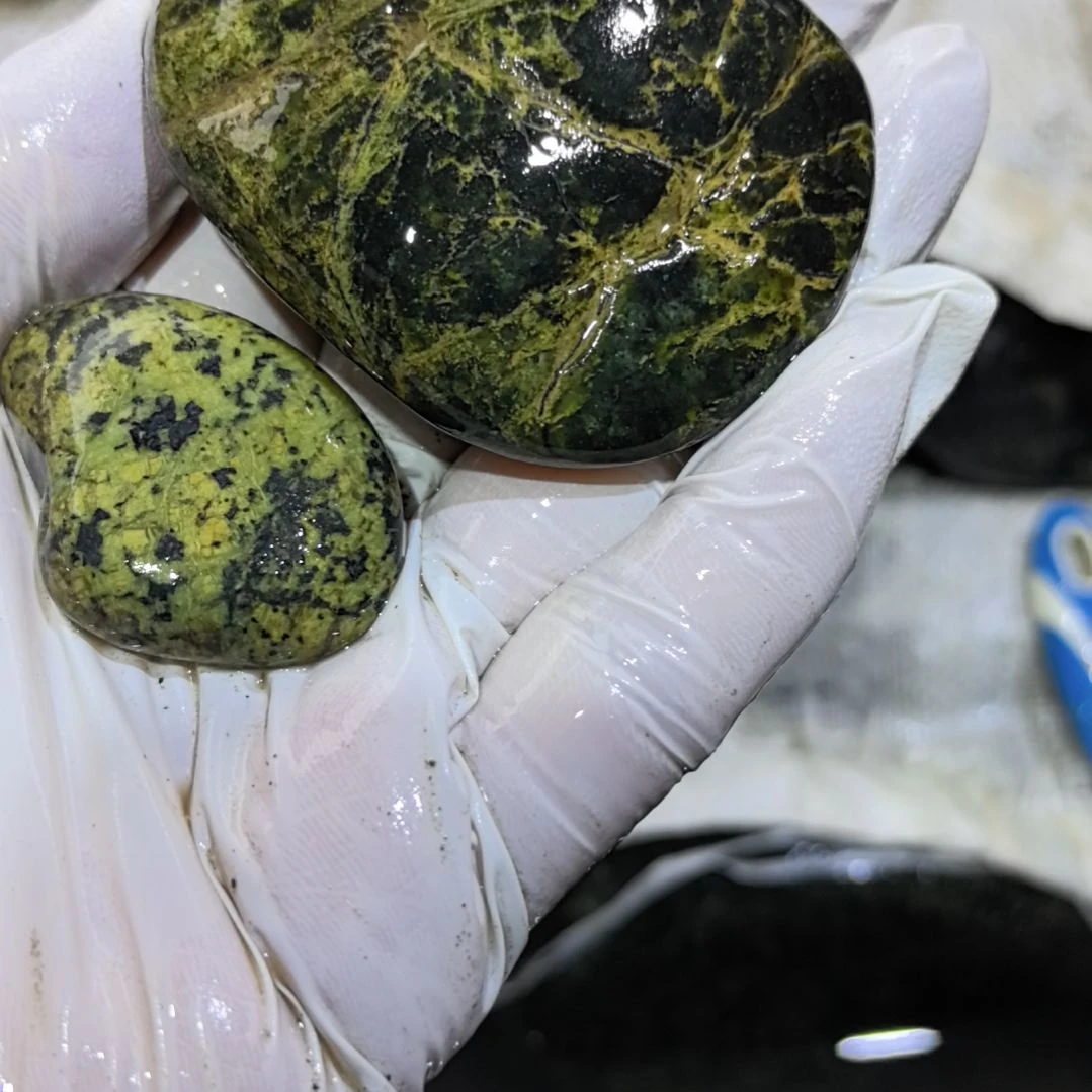 悯***农藏玉药王石原石讲的是