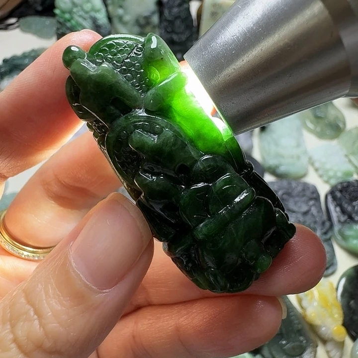 未镶嵌定制翡翠毛货