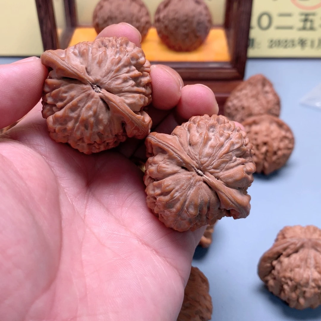 【闪购商品】吊坠文玩核桃轻**快莲花44