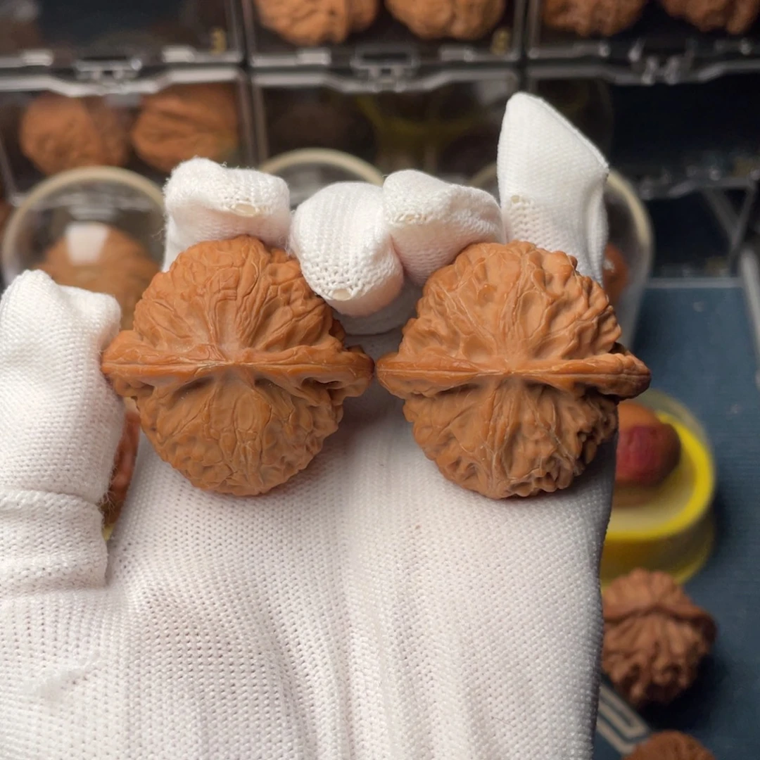 _***间把件文玩核桃42宫灯