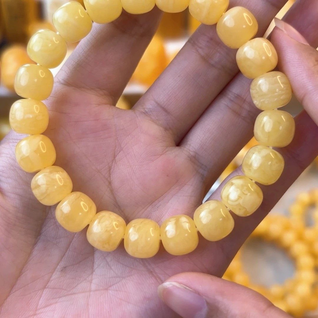 琥珀颈饰未镶嵌蜜蜡