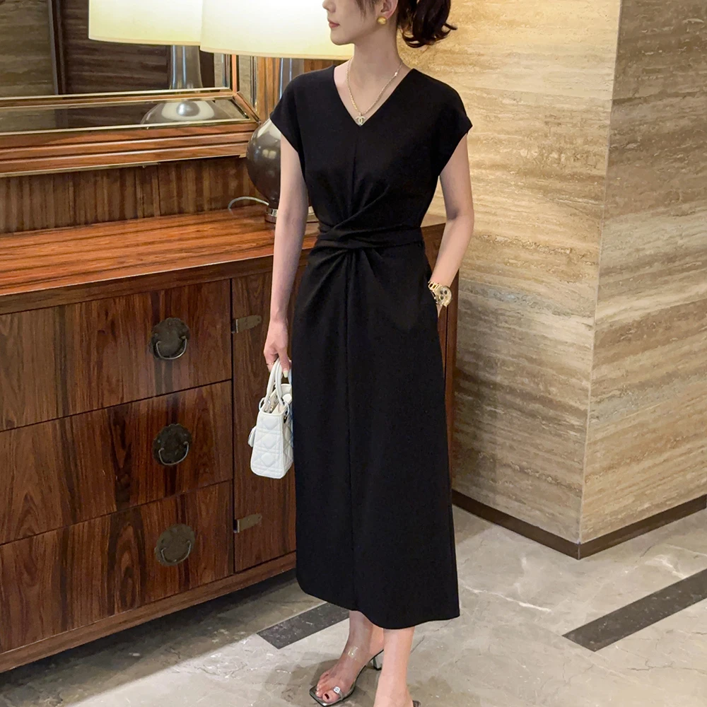 高级感气质黑色裙时尚系带收显瘦赫本风连衣裙2025年短袖夏季女装