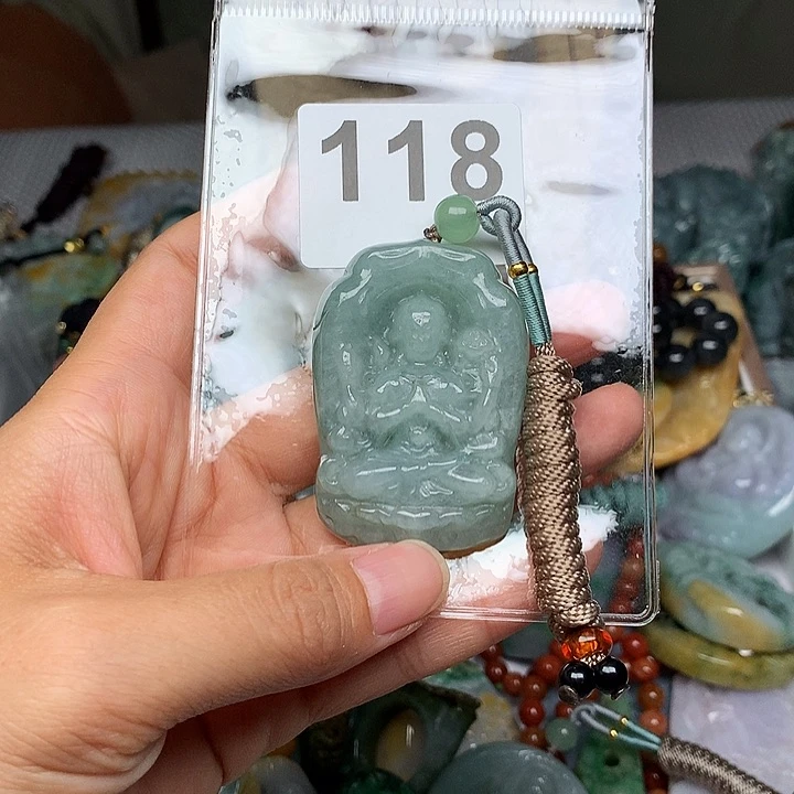 翡翠未镶嵌颈饰熊*熊翡翠