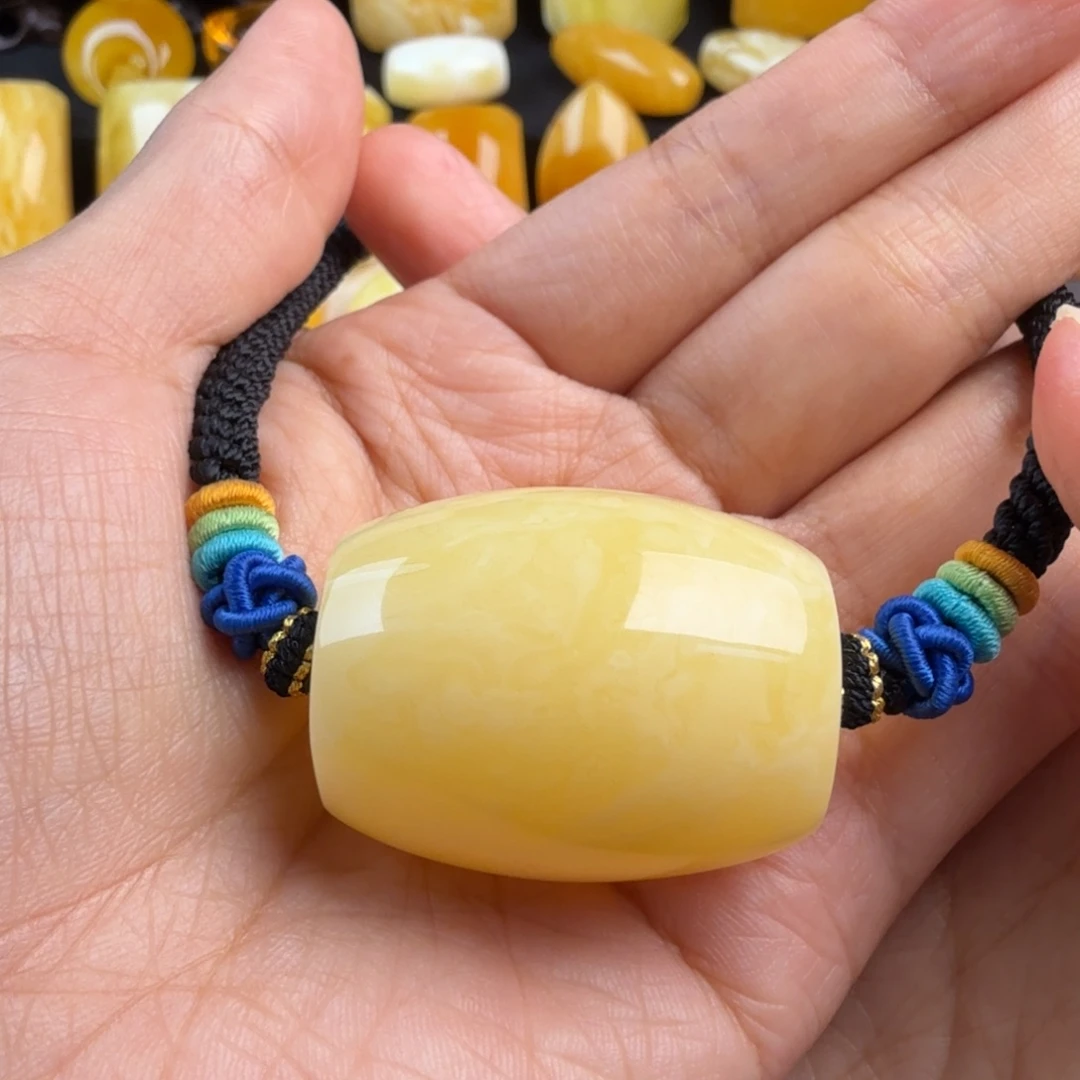 琥珀未镶嵌颈饰纯天然琥珀蜜蜡无优化