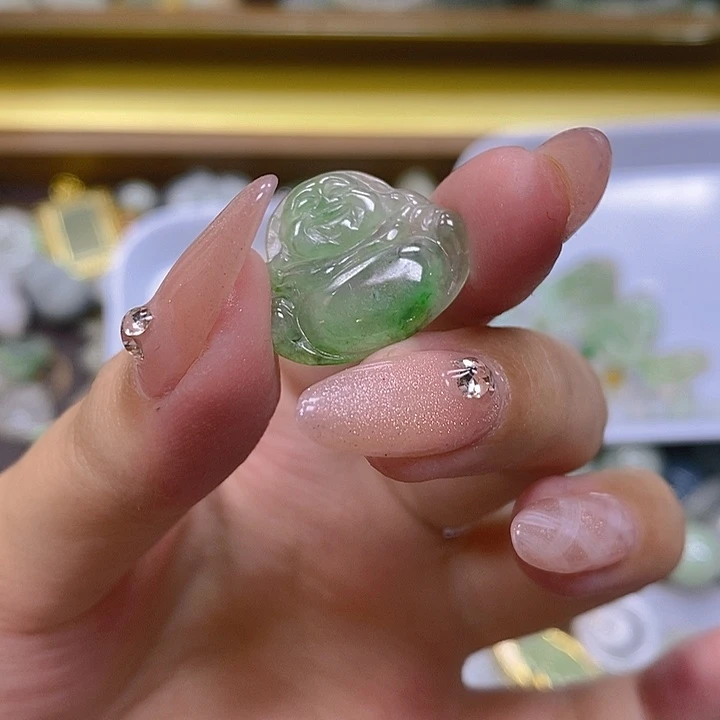 L***n翡翠散珠天然缅甸翡翠