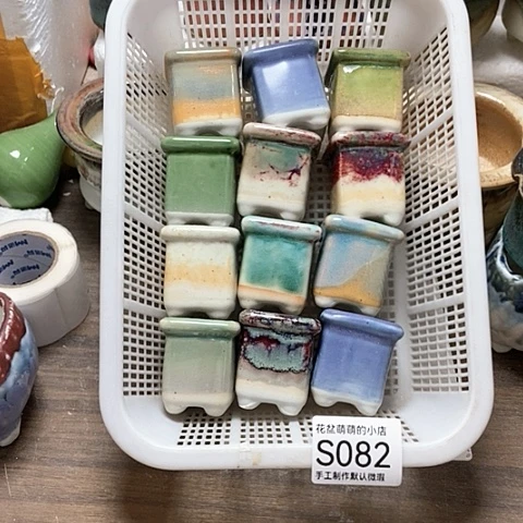 紫砂花盆082微瑕品口径3厘米左右的