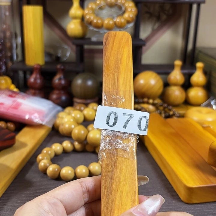 机***师木奶香木料制作工艺