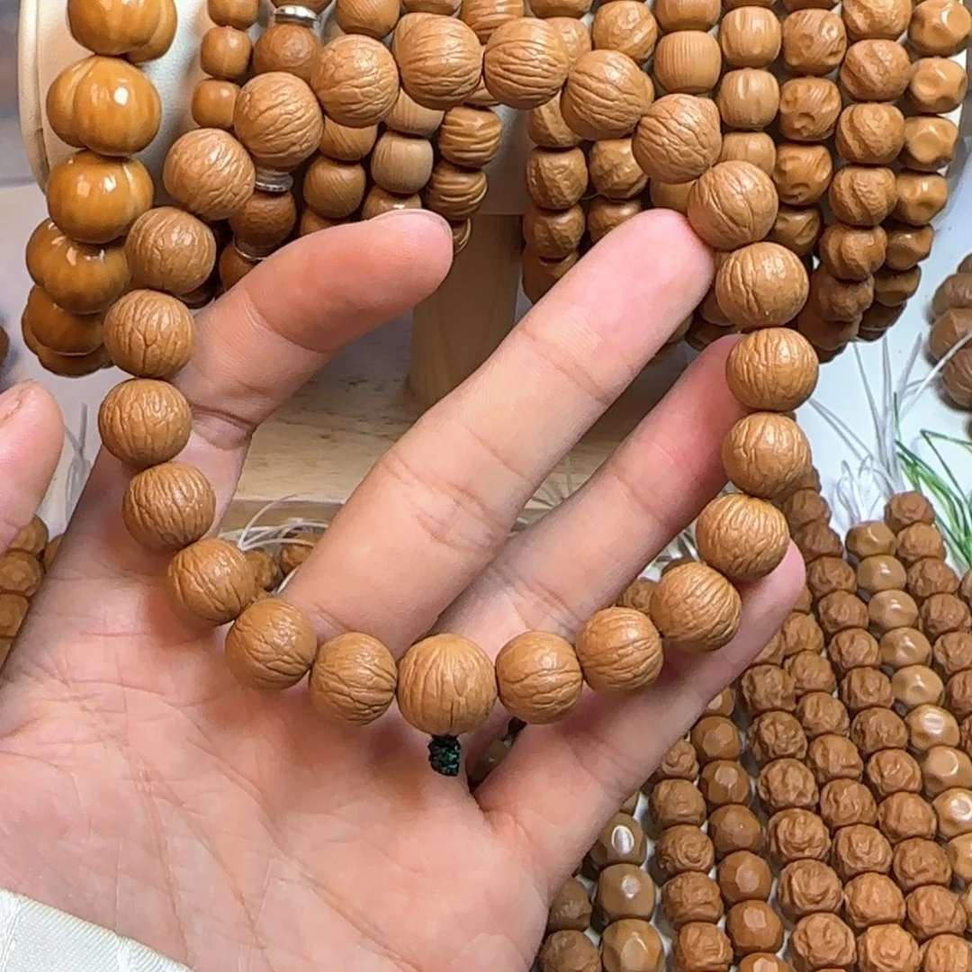 猴头核桃吊坠二维凤羽