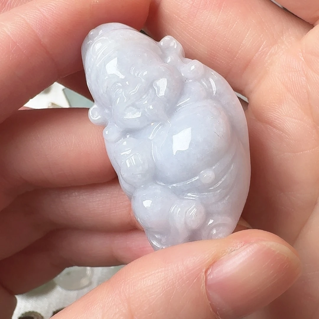 翡翠未镶嵌颈饰财神爷