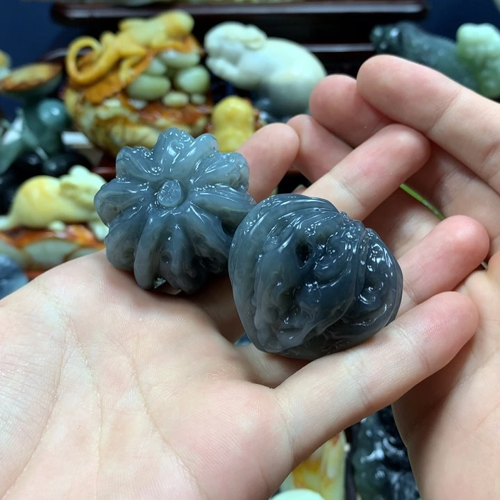 蛇纹石玉未镶嵌珠宝奇石