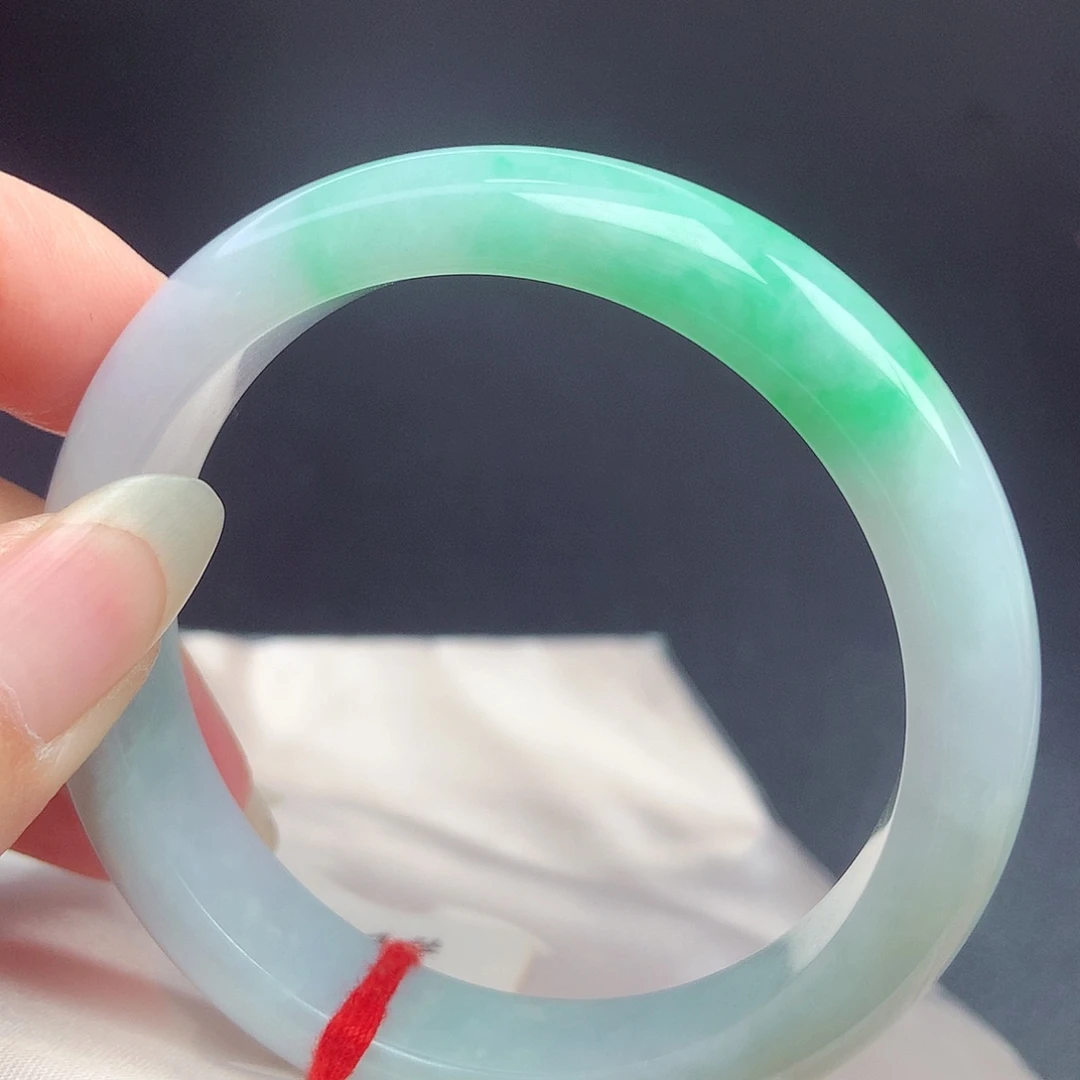 翡翠未镶嵌手镯54.5圈口