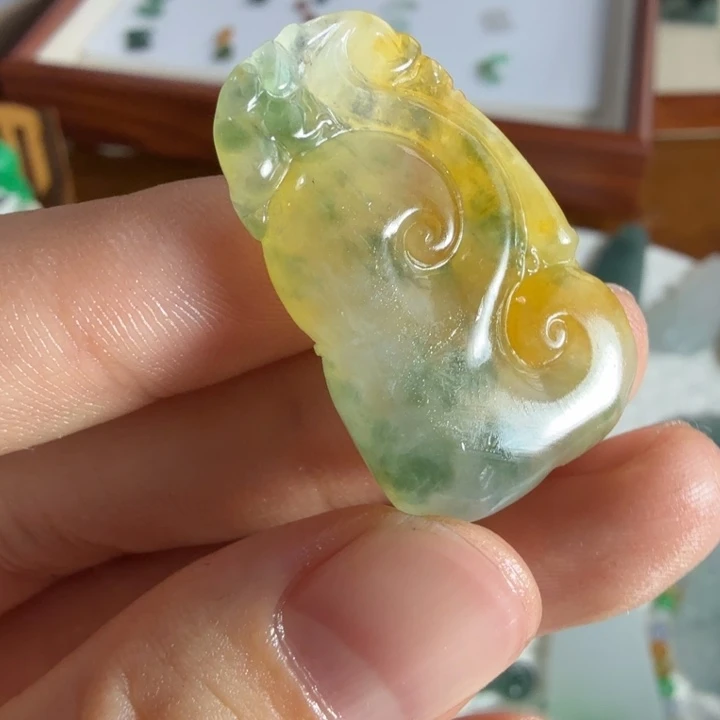 定制翡翠未镶嵌包工