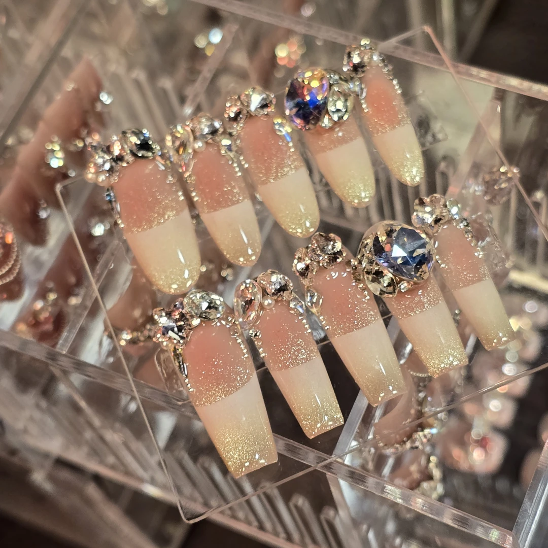 法式猫眼晕染 （国华）手工穿戴甲