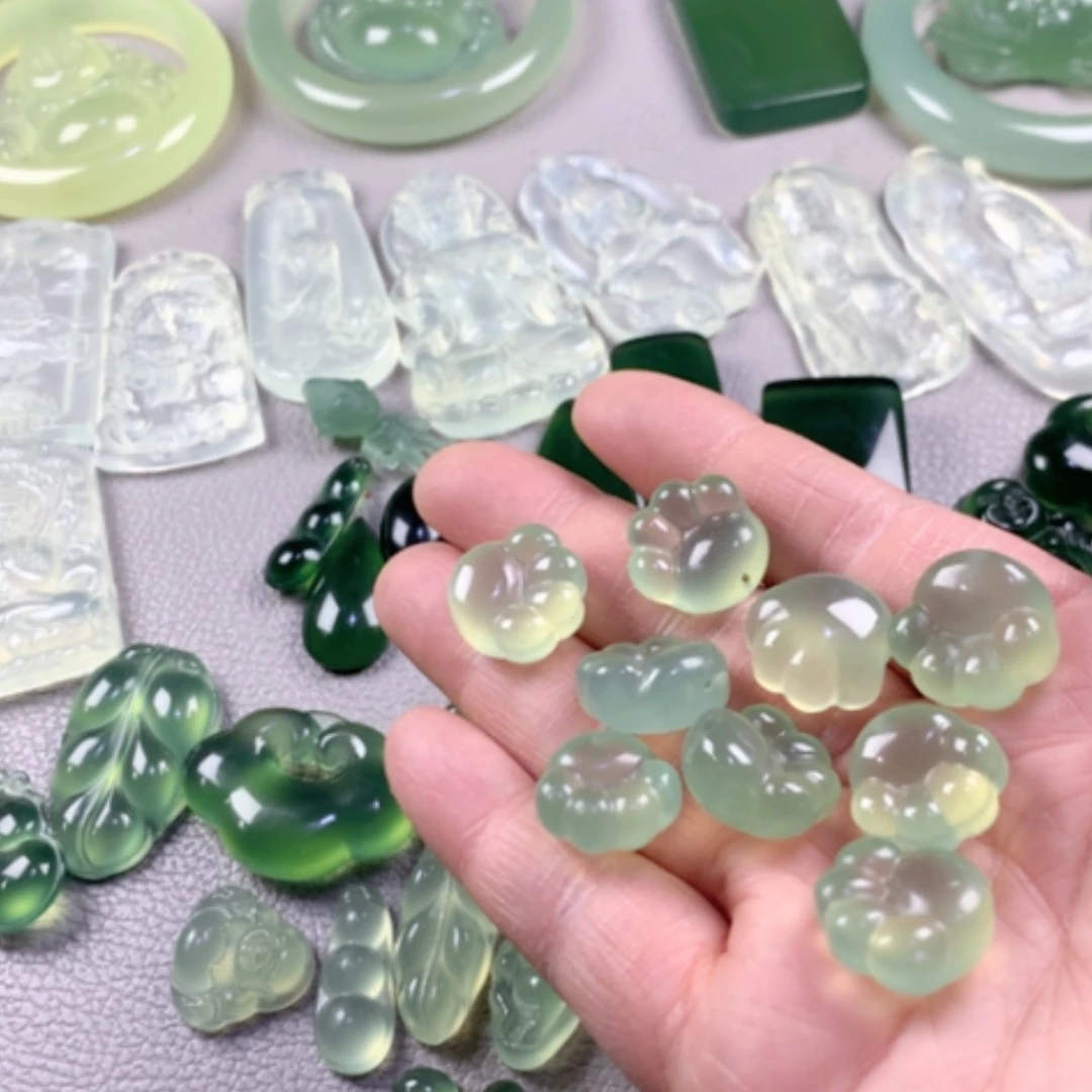 【闪购商品】蛇纹石玉岫玉未镶嵌S****t