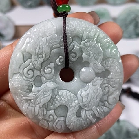 翡翠颈饰未镶嵌九龙扣两面工福利