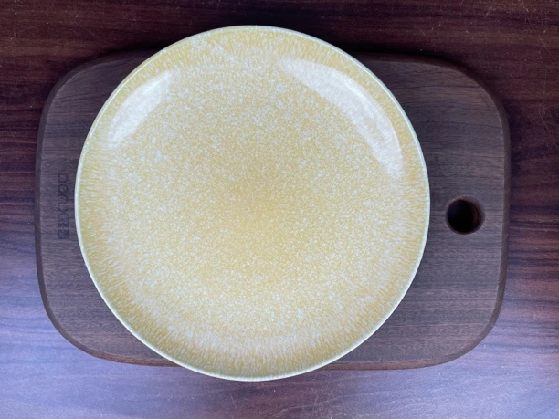 446黄色哑光陶瓷家用简约菜盘