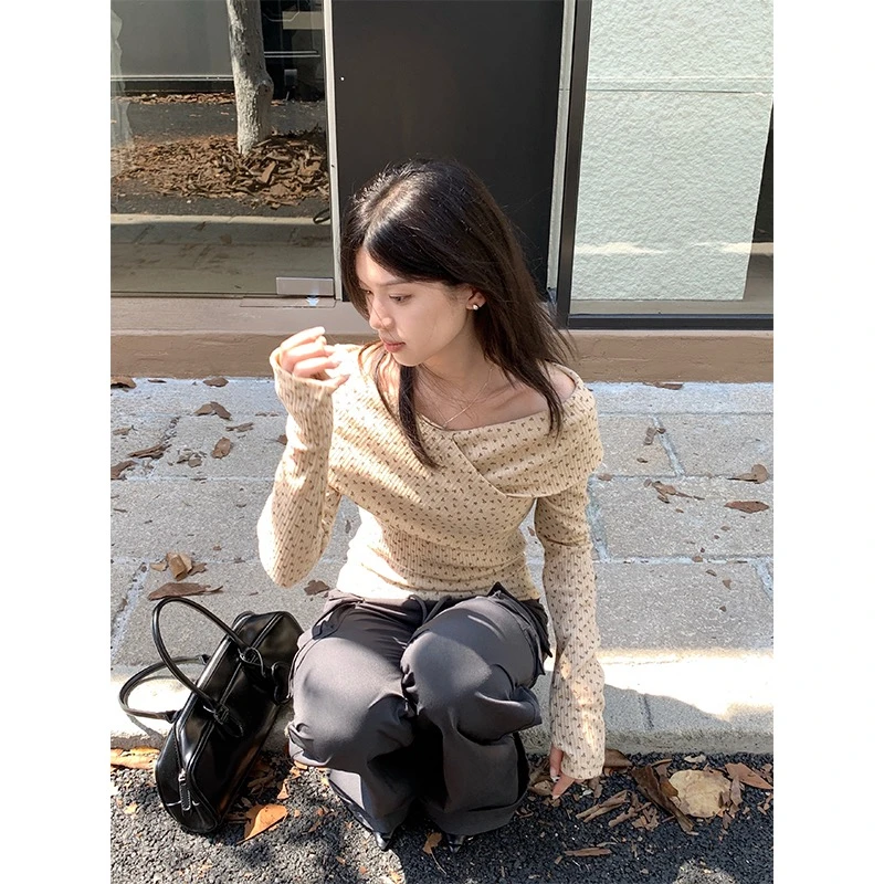 3471纯欲一字肩修身女温柔气质显瘦打底长袖上衣女