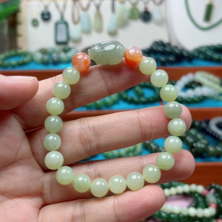 未镶嵌手链和田玉卡8