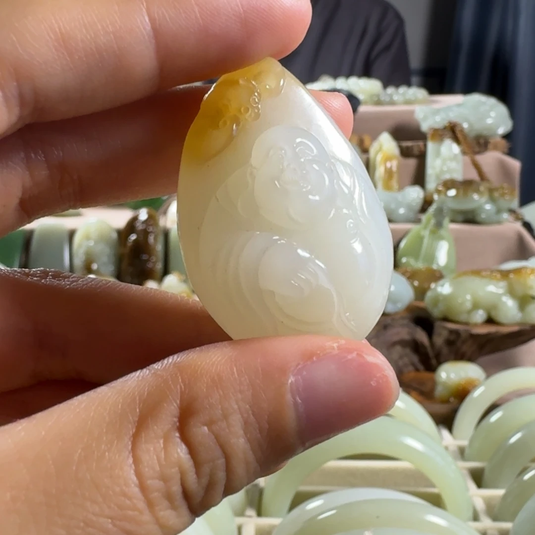和田玉（糖玉）未镶嵌手链