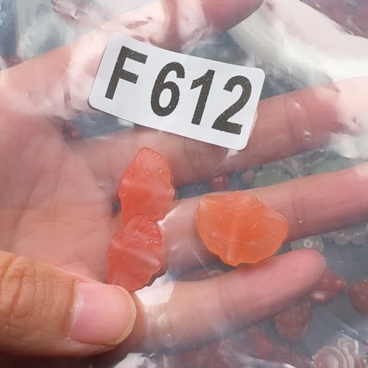 南红玛瑙未镶嵌珠宝奇石