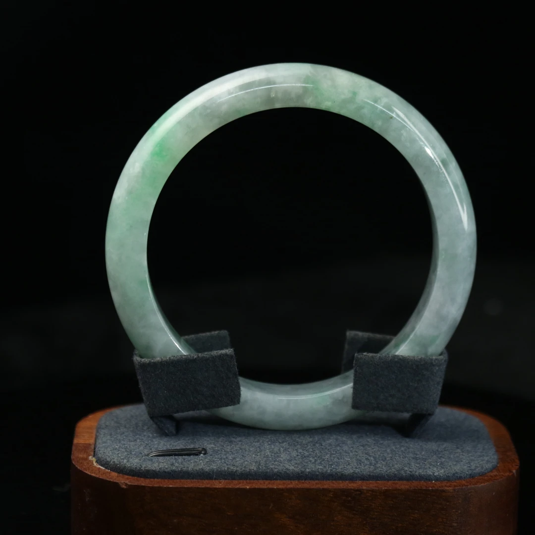 FC65天然缅甸翡翠A货手镯/800255/保利厦门拍卖