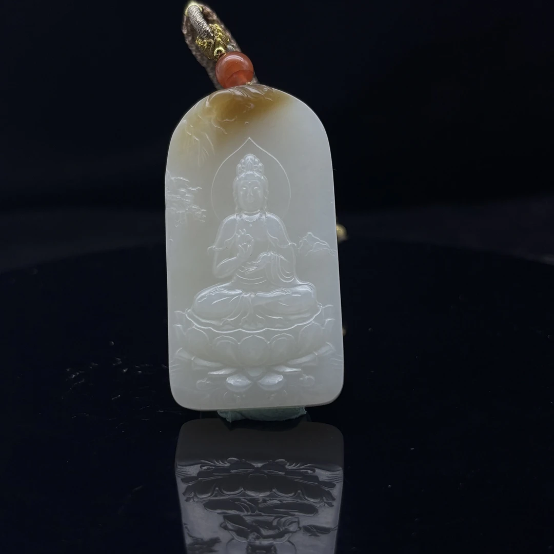 lot23 和田玉观音挂件/保利