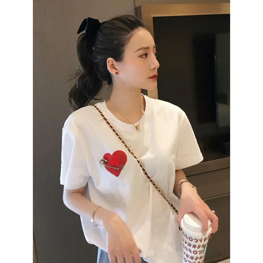 休闲时尚刺绣爱心别针短袖T恤情侣装百搭宽松显瘦白色上衣圆领ins