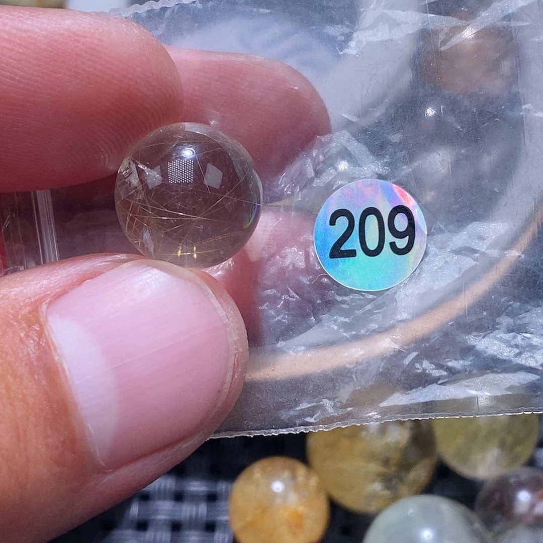 玉***煻发晶手链未镶嵌天然水晶