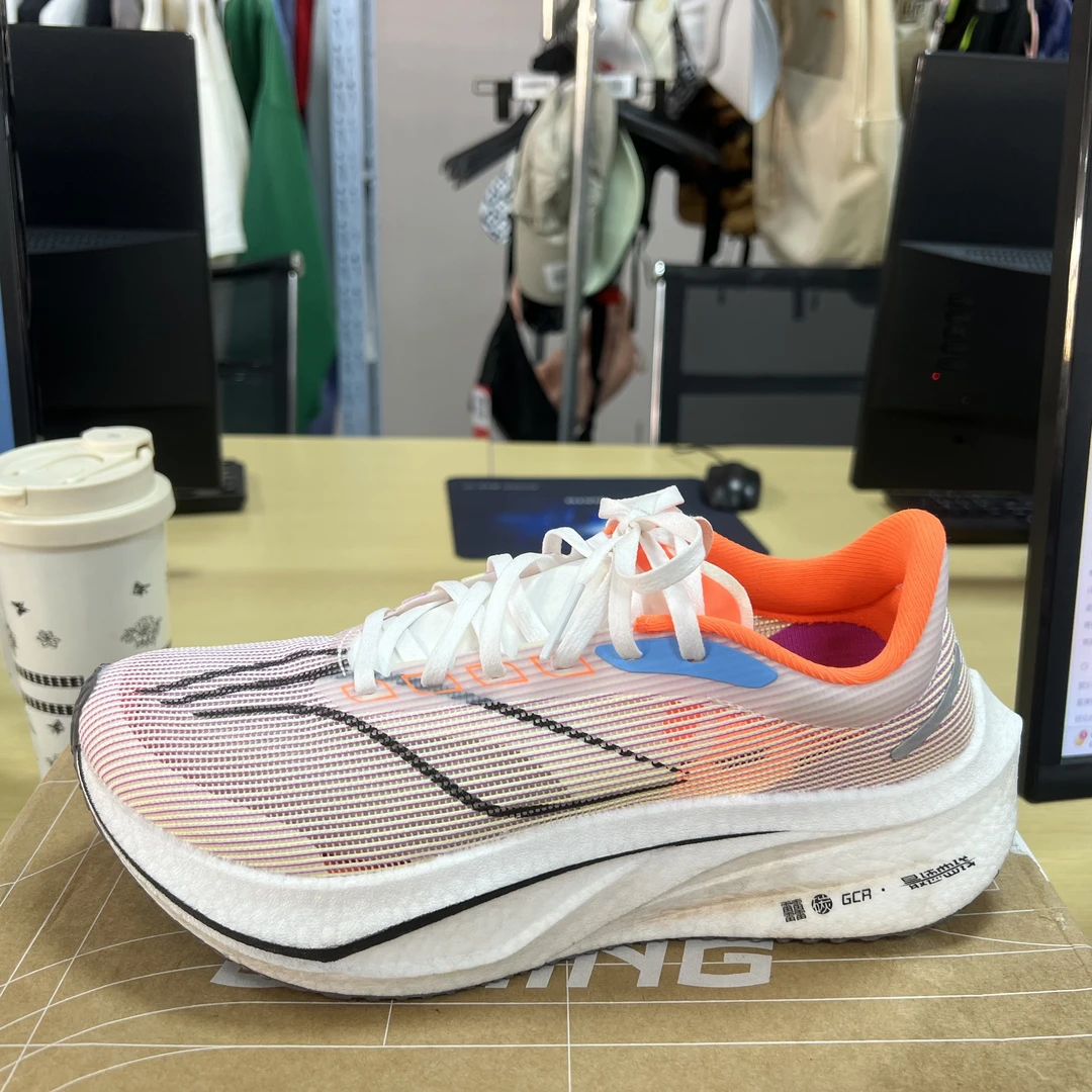 《B品以直播展示为准》（X172)李宁飞电4 C男款透气跑鞋?碳板竞速