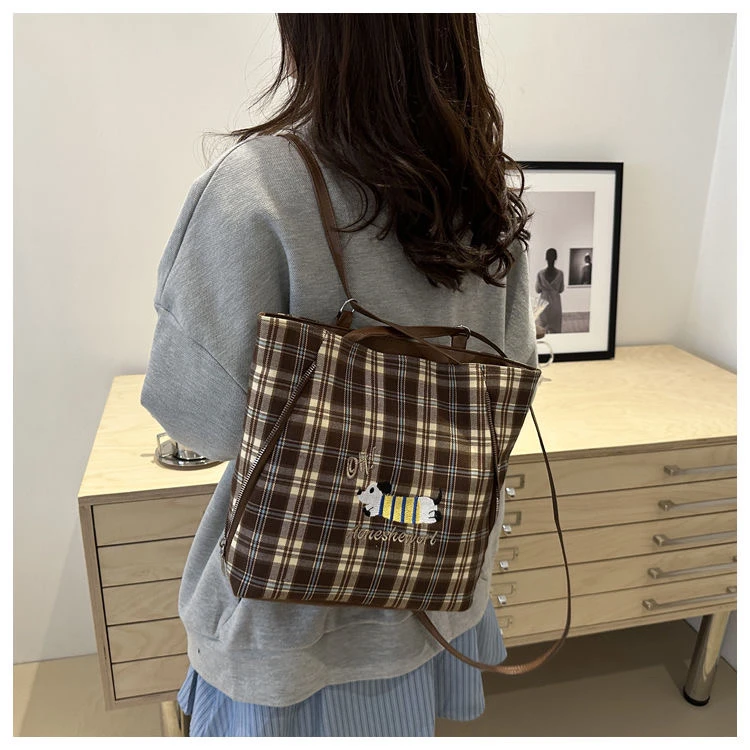 小众都市简约双肩包刺绣棋盘格复古绣线女包韩版拉链