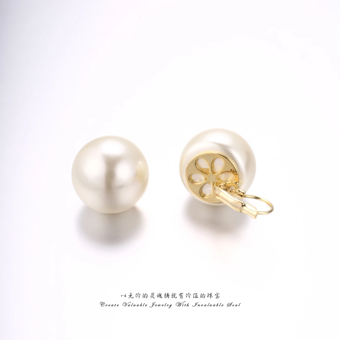 铜合金仿珍珠耳饰 小香风珠珠高级感轻奢气质百搭耳环 C-32492