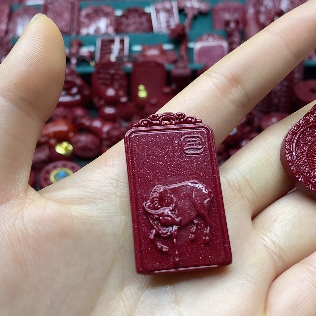 天然辰砂朱砂吊坠