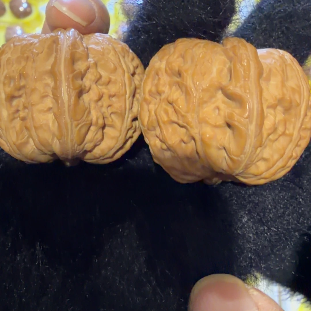 文玩核桃把件元宝