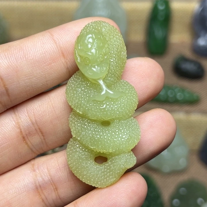 颈饰未镶嵌和田玉