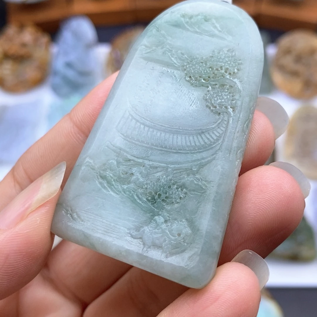 定制翡翠未镶嵌山水