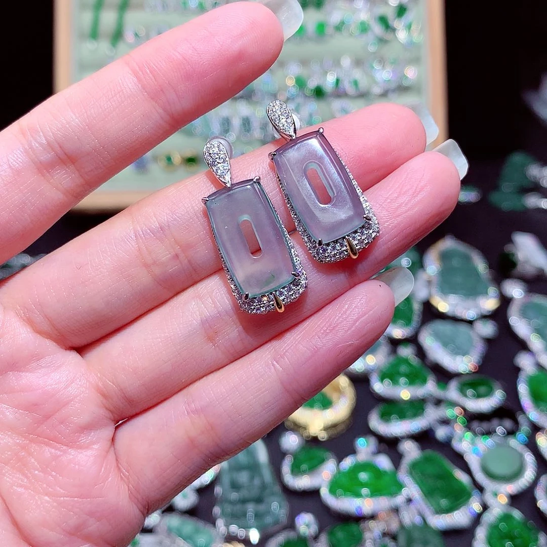 【闪购商品】翡翠吊坠(不含链)未镶嵌