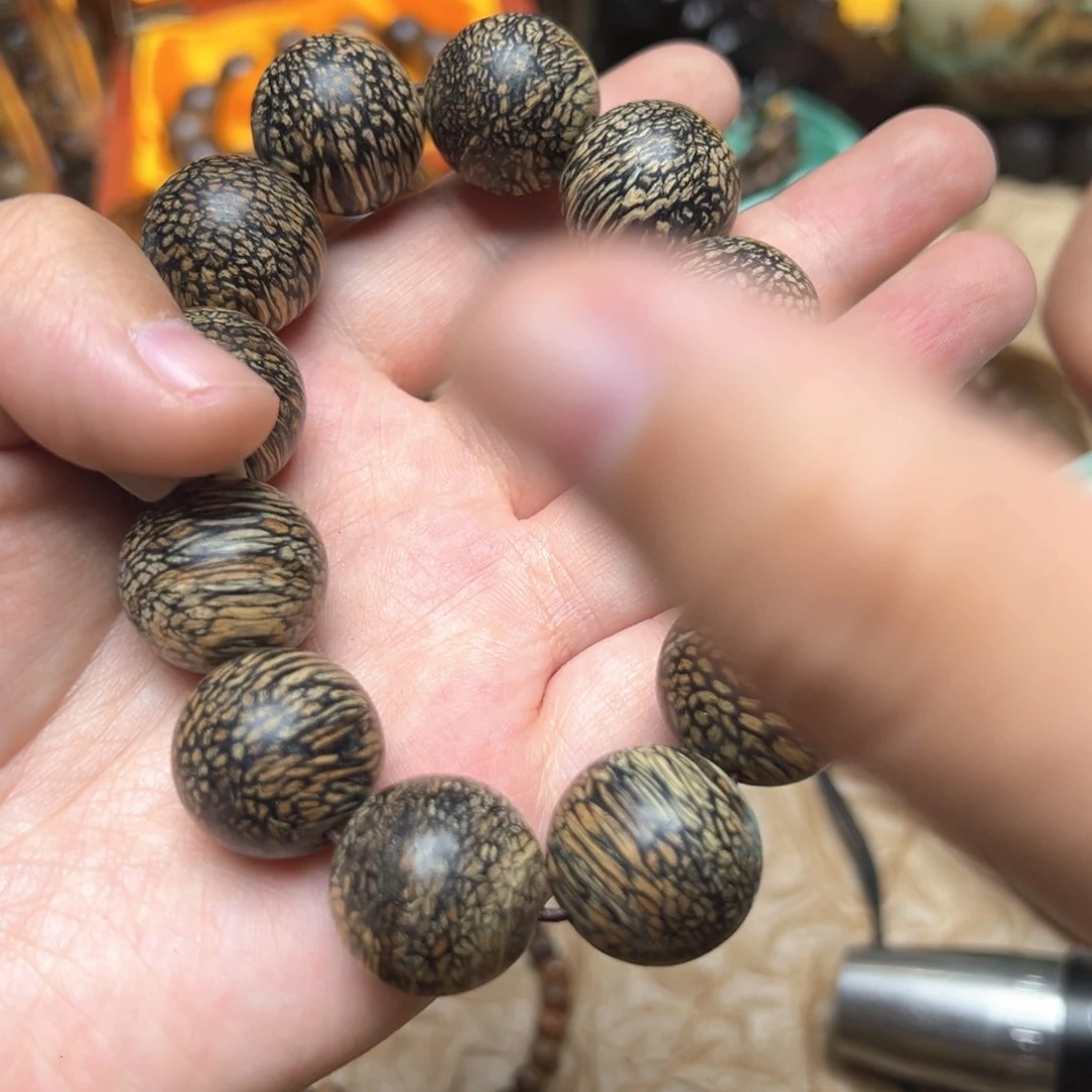 滴血莲花菩提手串
