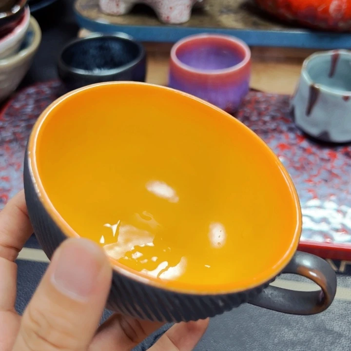 瓷本店全场满20包邮。微瑕