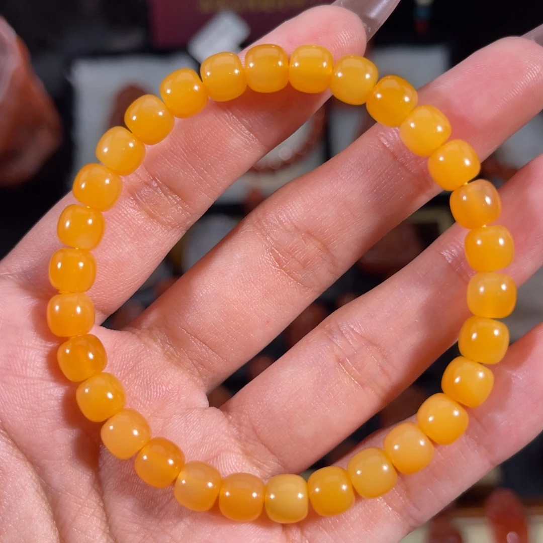 玛瑙/玉髓未镶嵌老形手串7.6左右。不退不换