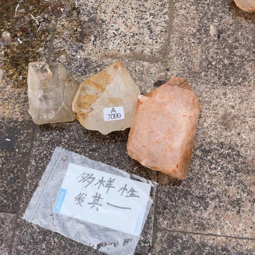 【闪购商品】未镶嵌水晶大型摆件（非配饰）多样性发其一