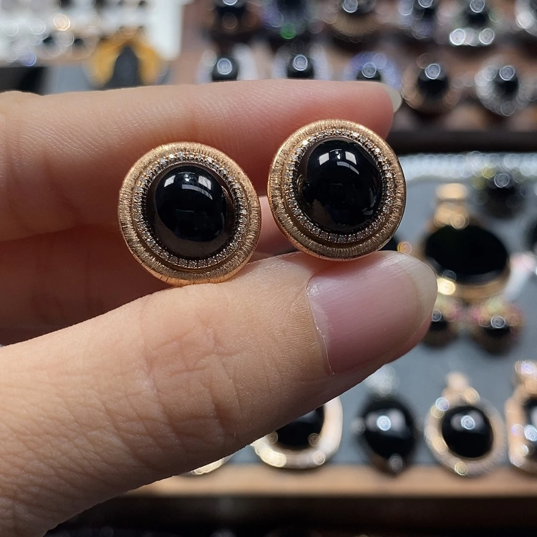 翡翠18K金镶嵌耳饰