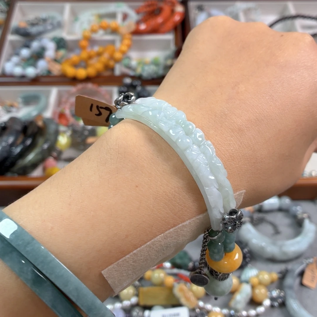 啵***博未镶嵌手链翡翠手串