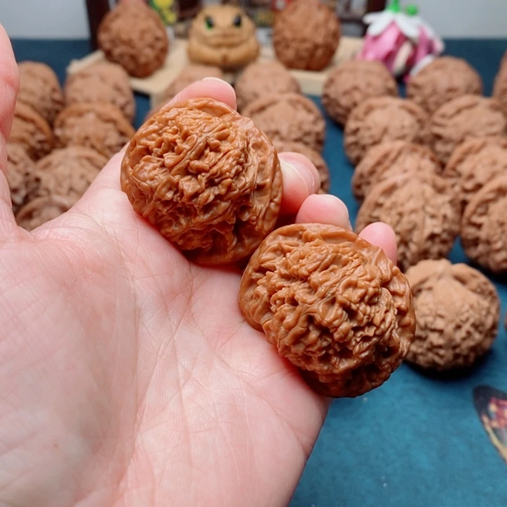 文玩核桃把件老款宫灯40